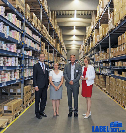 CSU Bundestagsabgeordnete Frau Dr. Anja Weisgerber zu Gast bei Labelident GmbH